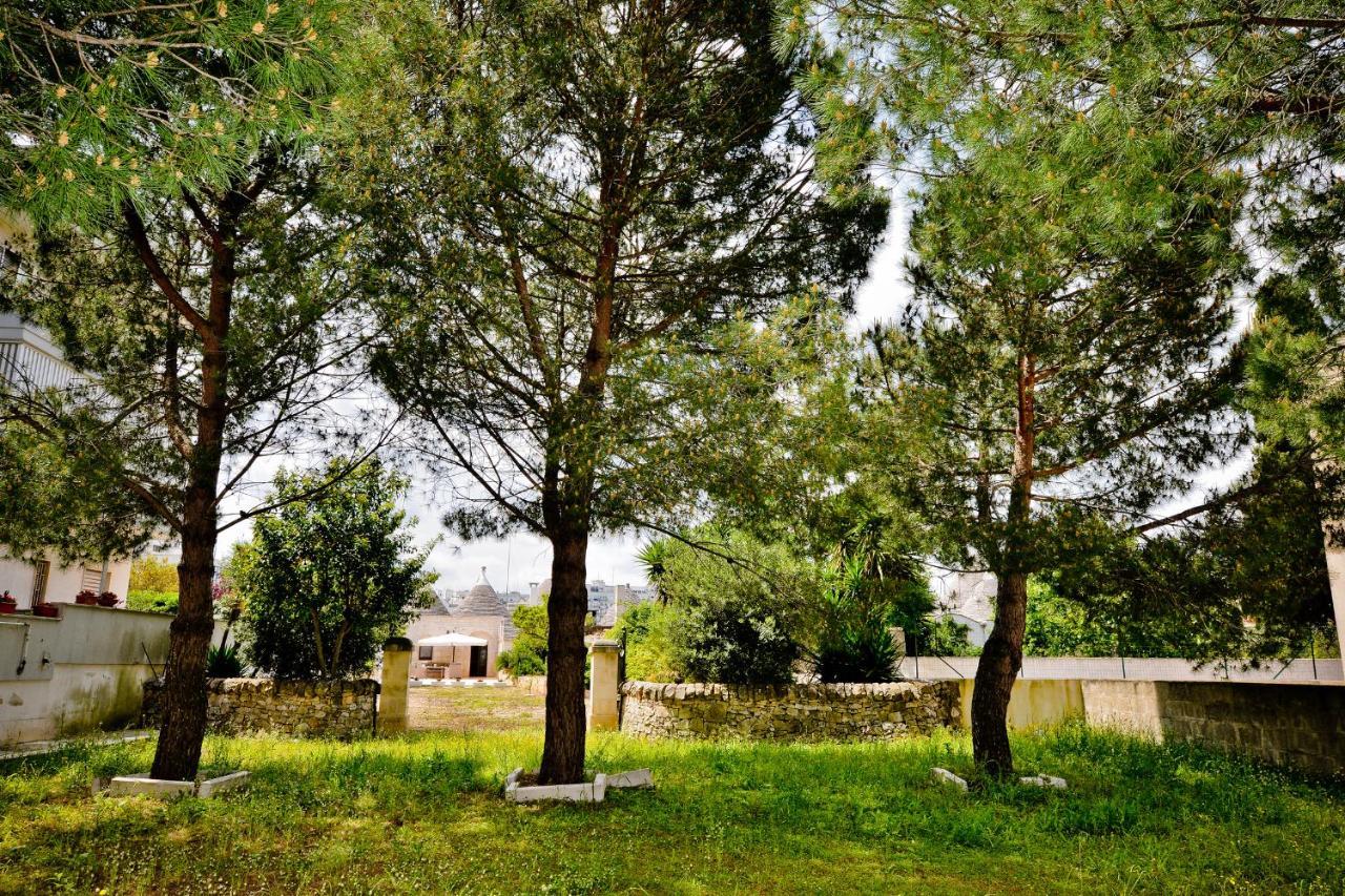 Vila I Trulli Di Alejandro Locorotondo Exteriér fotografie